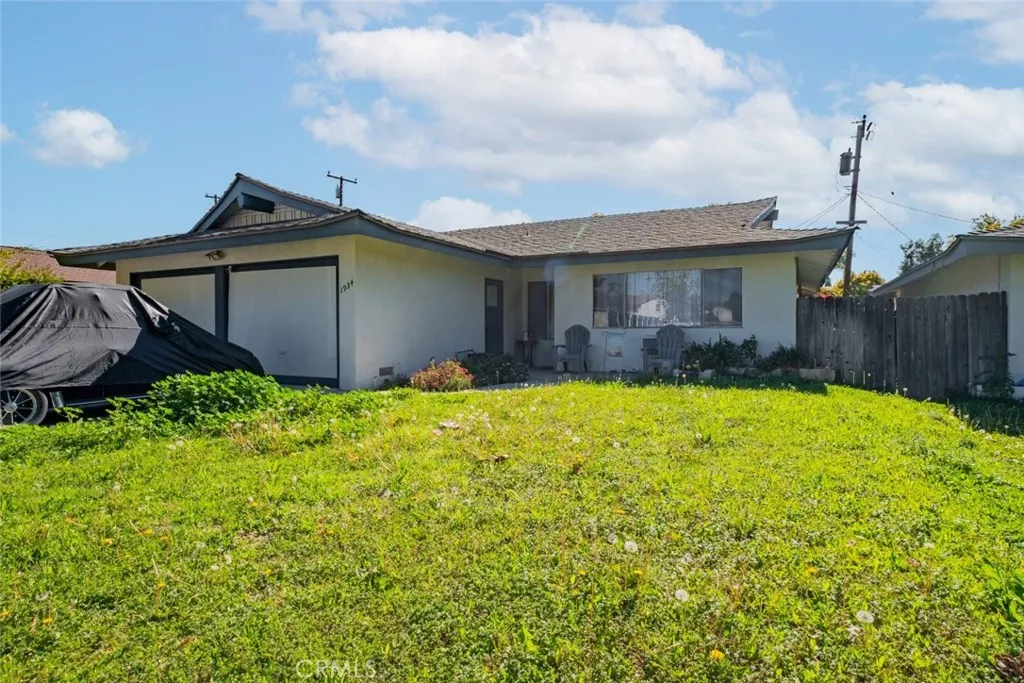 1934 Bobolink Way, Pomona, California 91767 home-pic-2